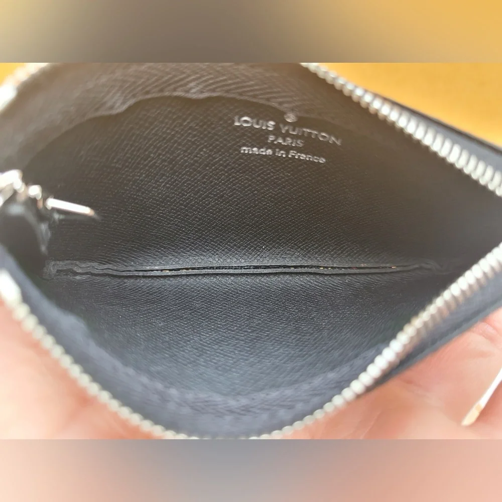 Graphite Key Cles/Pouch - Picture 9 of 12